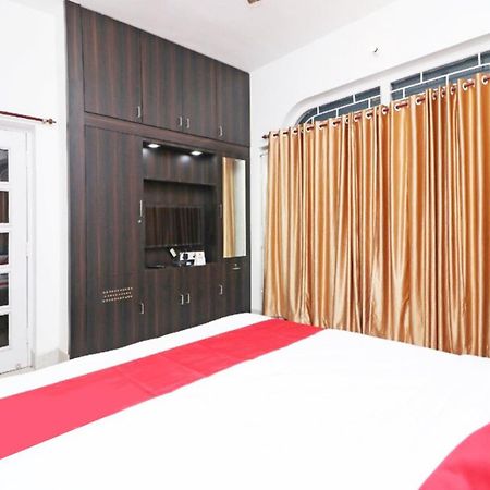 Goroomgo Hotel Manurama Ruby Calcutta Exteriör bild
