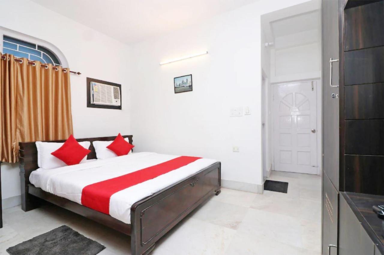 Goroomgo Hotel Manurama Ruby Calcutta Exteriör bild