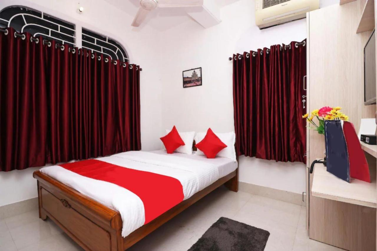 Goroomgo Hotel Manurama Ruby Calcutta Exteriör bild