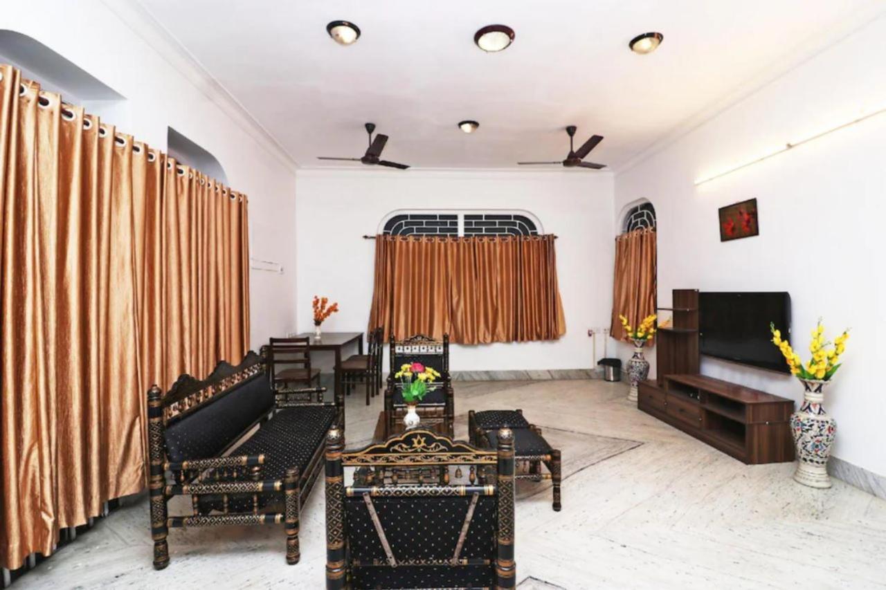 Goroomgo Hotel Manurama Ruby Calcutta Exteriör bild